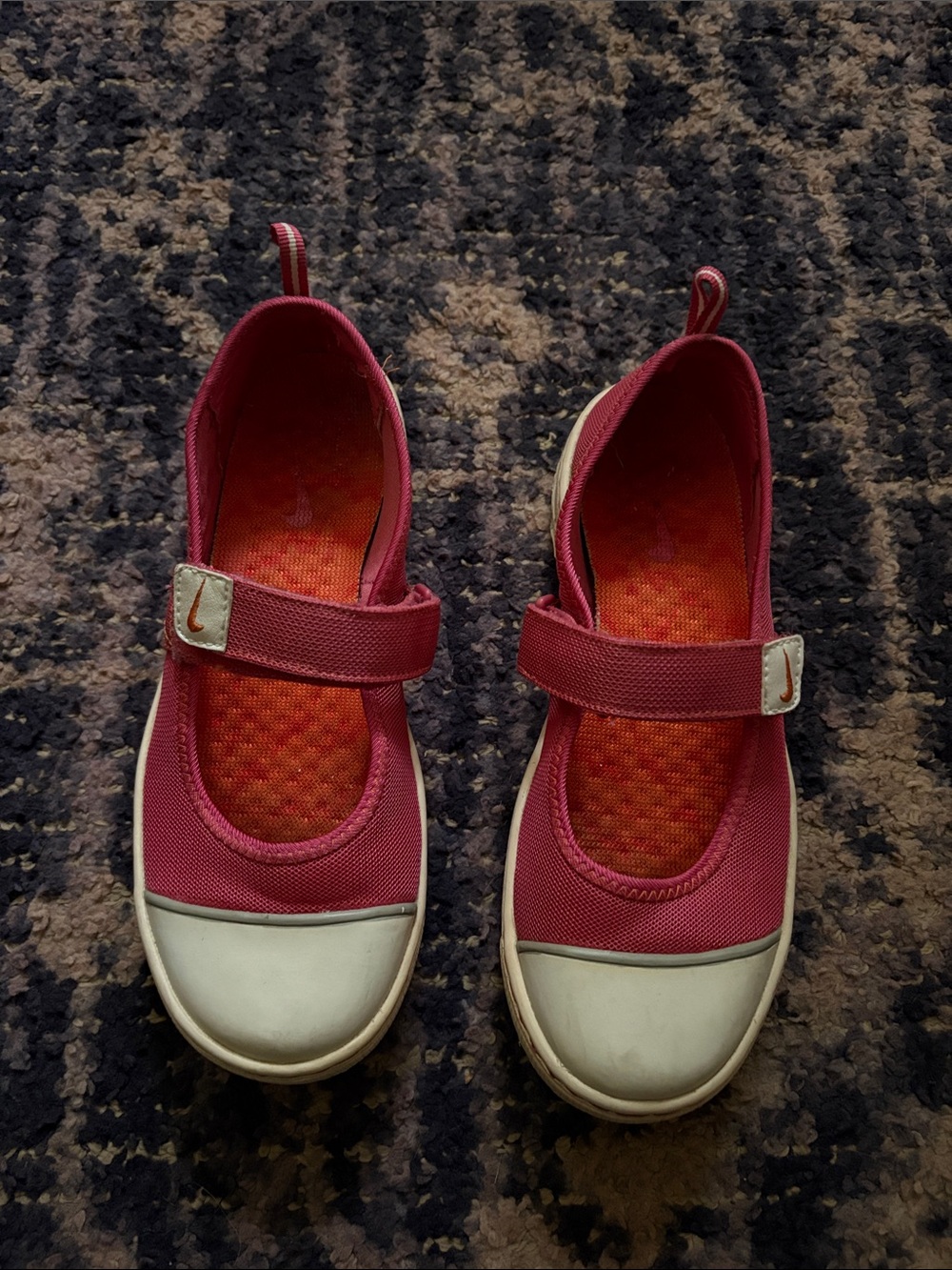 Nike Kids Maroon Mary Jane Sneakers with Strap